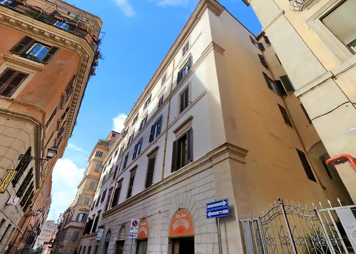 Monti Charming Apartment - Rome Short Let Service